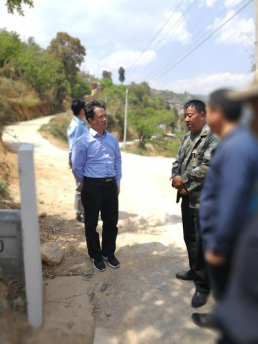 组织部门践行“绿水青山就是金山银山”理念 为瓦恭河种下绿色发展种子 中国科学网www.minimouse.com.cn 组织部门践行“绿水青山就是金山银山”理念 为瓦恭河种下绿色发展种子 中国科学网www.minimouse.com.cn