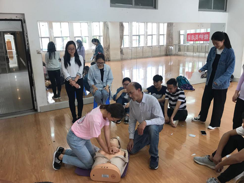 五华区红十字会到云南农业大学开展救护员培训 中国科学网www.minimouse.com.cn 五华区红十字会到云南农业大学开展救护员培训 中国科学网www.minimouse.com.cn