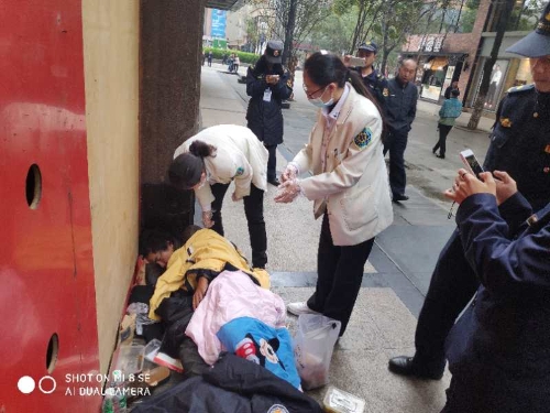 气候虽寒冷 救助暖人心 中国科学网www.minimouse.com.cn