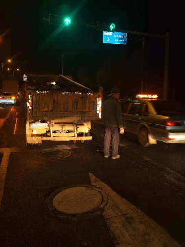 做好道路维护工作  保障行人通行安全 中国科学网www.minimouse.com.cn