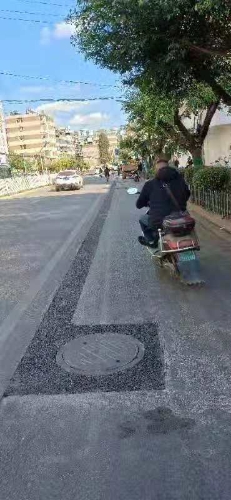 做好道路维护工作  保障行人通行安全 中国科学网www.minimouse.com.cn