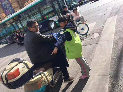 社区治理“商家联盟”项目系列活动之“我是小小志愿者” 中国科学网www.minimouse.com.cn