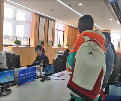 “外国人来华工作许可”正式纳入五华区“综合窗口”办理事项 中国科学网www.minimouse.com.cn