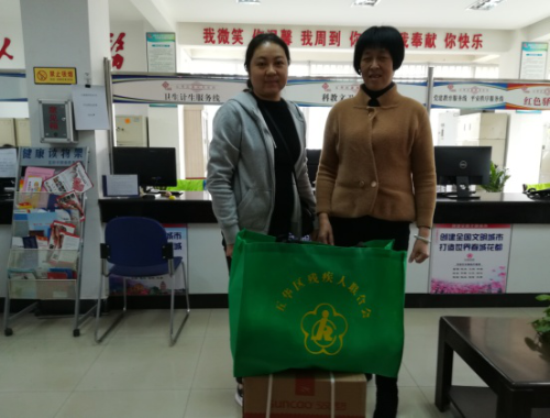 大观街道新闻里社区“体育器材进家庭” 中国科学网www.minimouse.com.cn