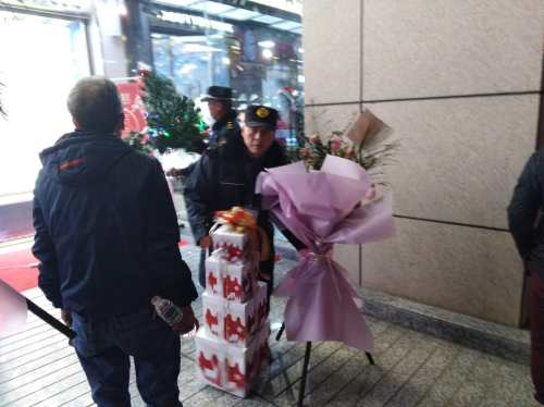 全力落实平安夜、圣诞节保障  营造良好市容秩序 中国科学网www.minimouse.com.cn