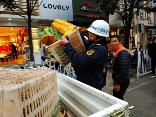 加强市容管理，专项整治占道经营、流动商贩、“门前三包”等城市管理顽疾 中国科学网www.minimouse.com.cn