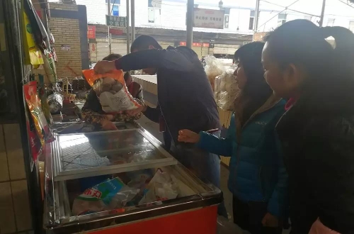 红云街道办事处开展春节前夕食品安全检查 中国科学网www.minimouse.com.cn