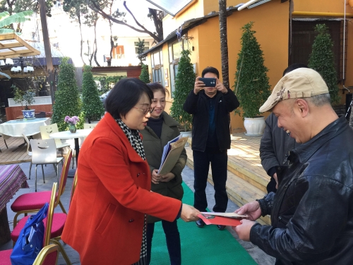 省委统战部副部长、省侨办主任杨锦昆 走访慰问五华区归侨侨眷 中国科学网www.minimouse.com.cn