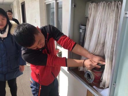 五华区农林局对职工宿舍安全隐患进行专项检查 中国科学网www.minimouse.com.cn 五华区农林局对职工宿舍安全隐患进行专项检查 中国科学网www.minimouse.com.cn