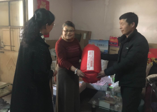 丰宁街道办事处迎新春走访慰问活动 中国科学网www.minimouse.com.cn