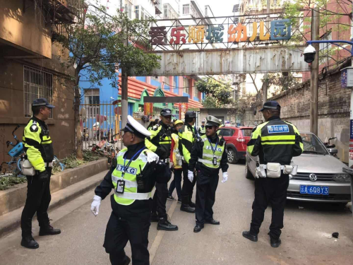 强化网格责任   大观街道联合多部门整治靖国路城市环境 中国科学网www.minimouse.com.cn