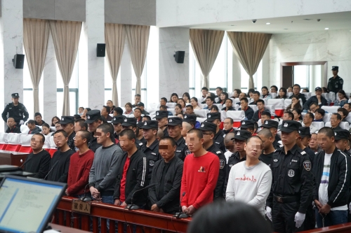 五华法院公开开庭审理李昆宁等18人 涉黑案 中国科学网www.minimouse.com.cn 五华法院公开开庭审理李昆宁等18人 涉黑案 中国科学网www.minimouse.com.cn