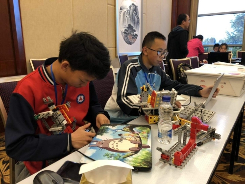 五华区组织辖区学校参加云南省第三十四届青少年科技创新大赛 中国科学网www.minimouse.com.cn