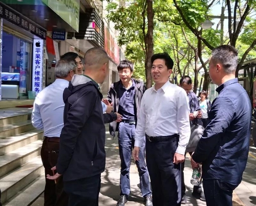 五华区代区长王秀江带队开展周巡街工作 中国科学网www.minimouse.com.cn