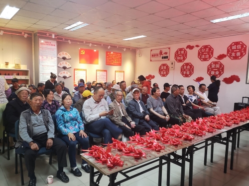 丰宁街道春晖社区退役军人光荣牌授牌仪式 中国科学网www.minimouse.com.cn