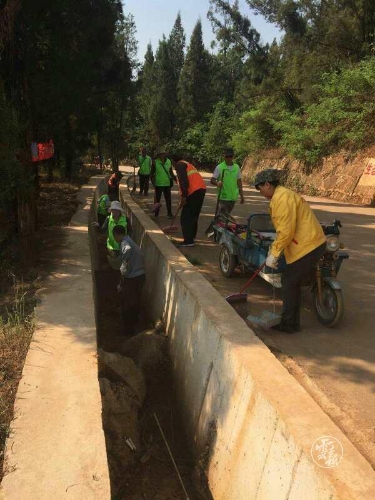 “治理生态环境 共享健康生活” 红云街道200余人清理防汛沟 中国科学网www.minimouse.com.cn