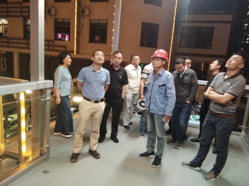 五华区区委常委、常务副区长陈净实地调研住建局工程项目五华区人行天桥建设情况 中国科学网www.minimouse.com.cn