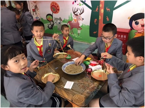 华山街道“识本草，做香囊，过别样｀六一＇儿童节”主题活动 中国科学网www.minimouse.com.cn