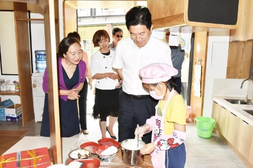 代区长王秀江率队开展“六一”节前走访慰问 中国科学网www.minimouse.com.cn