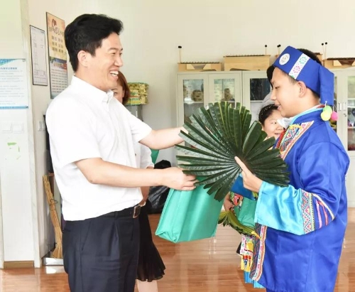 代区长王秀江率队开展“六一”节前走访慰问 中国科学网www.minimouse.com.cn