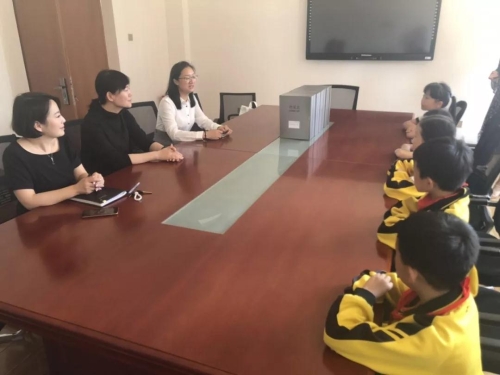 为孩子们送上节日祝福 红云街道开展“六一”节前走访慰问 中国科学网www.minimouse.com.cn 为孩子们送上节日祝福 红云街道开展“六一”节前走访慰问 中国科学网www.minimouse.com.cn