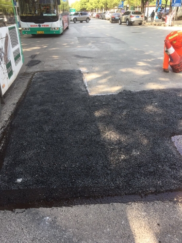 五华区道桥处开展大观路车行道维护工作 中国科学网www.minimouse.com.cn