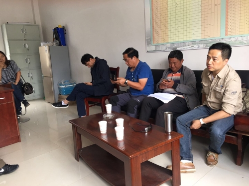 脱贫不脱手 “回头”又继续 昆明市五华区住建局组织帮扶干部回访脱贫户纪实 中国科学网www.minimouse.com.cn 脱贫不脱手 “回头”又继续 昆明市五华区住建局组织帮扶干部回访脱贫户纪实 中国科学网www.minimouse.com.cn