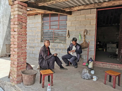 脱贫不脱手 “回头”又继续 昆明市五华区住建局组织帮扶干部回访脱贫户纪实 中国科学网www.minimouse.com.cn 脱贫不脱手 “回头”又继续 昆明市五华区住建局组织帮扶干部回访脱贫户纪实 中国科学网www.minimouse.com.cn