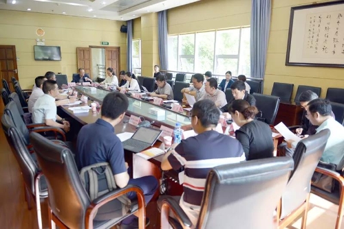 五华区政协调研协商区生产性服务业发展情况 中国科学网www.minimouse.com.cn