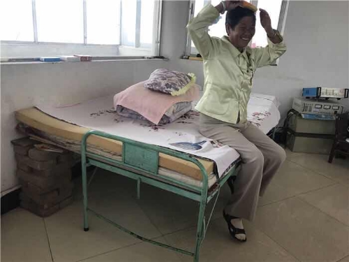 长虫山63岁护林员：“寂寞”守山14年 中国科学网www.minimouse.com.cn