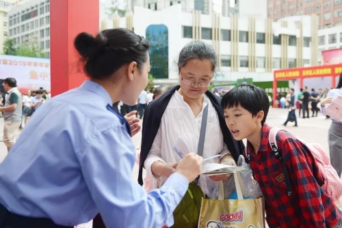 五华区“十个一”法治文化盛宴将陆续开席 中国科学网www.minimouse.com.cn