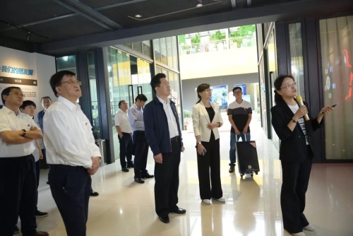 武装头脑，提升认识，区校合作，实现突破！ 中国科学网www.minimouse.com.cn