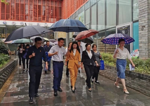 云南省委老干部局局长晏淼到五华调研指导离退休干部工作  中国科学网www.minimouse.com.cn