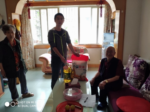 龙翔街道“八一”前夕走访慰问优抚对象 中国科学网www.minimouse.com.cn
