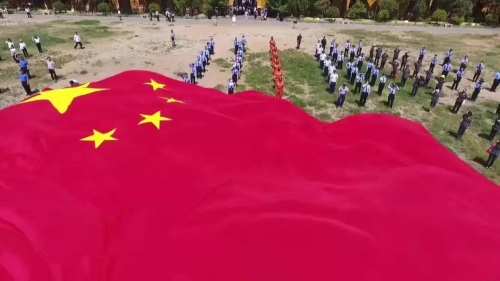 昆明政法系统红色快闪在云南陆军讲武堂上演 唱响“我和我的祖国” 中国科学网www.minimouse.com.cn