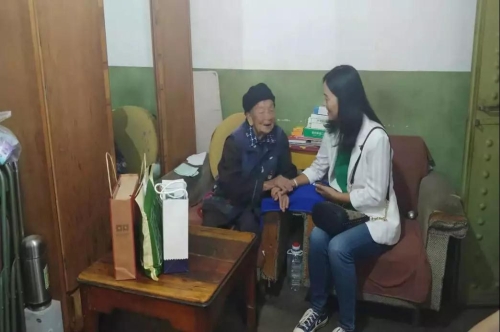 红云街道领导为辖区贫困低保户和百岁老人刘奶奶送去节日慰问和祝福 中国科学网www.minimouse.com.cn