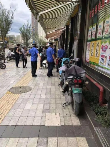 最是一抹城管蓝 给了百姓守护和平安 中国科学网www.minimouse.com.cn