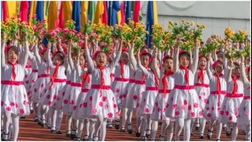 今天，五华区中小学田径运动会正式开幕啦！ 中国科学网www.minimouse.com.cn