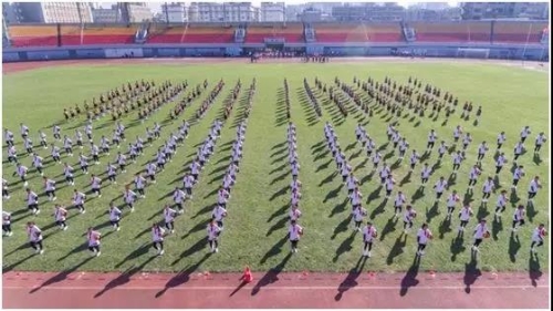 今天，五华区中小学田径运动会正式开幕啦！ 中国科学网www.minimouse.com.cn