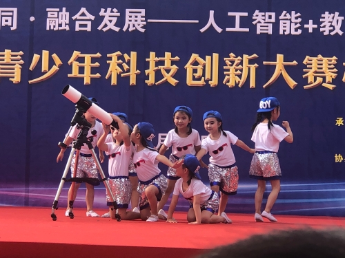 第35届昆明市青少年科技创新大赛让青少年在赛场上创新•体验•成长 中国科学网www.minimouse.com.cn