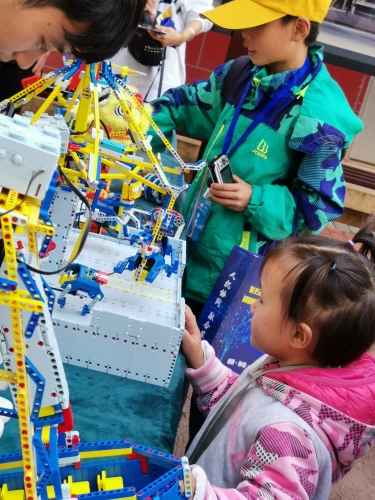 第35届昆明市青少年科技创新大赛让青少年在赛场上创新•体验•成长 中国科学网www.minimouse.com.cn