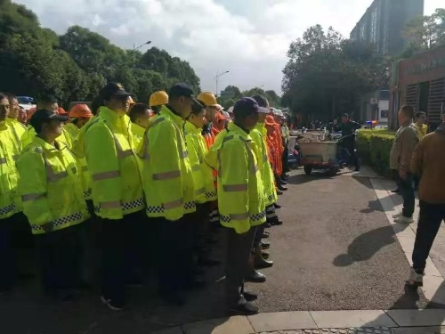 龙锦社区工作人员参加昆八中路段道路淹积水应急演练活动 中国科学网www.minimouse.com.cn