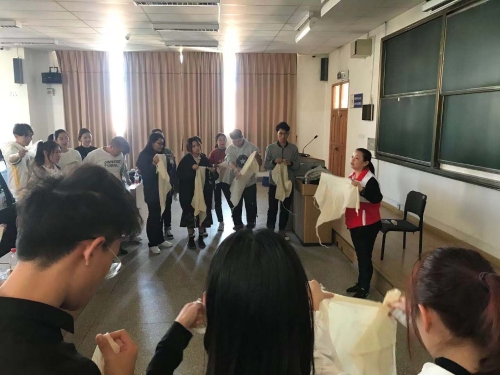 五华区红十字会深入开展志愿者应急救护培训 中国科学网www.minimouse.com.cn 五华区红十字会深入开展志愿者应急救护培训 中国科学网www.minimouse.com.cn