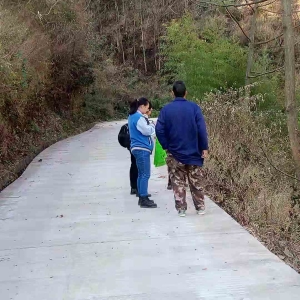 区农业农村局对陡坡社区红坡水库上游梨花箐小组开展畜禽养殖排查 中国科学网www.minimouse.com.cn