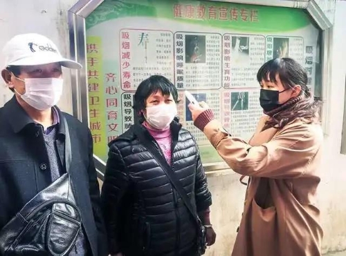 致敬最美志愿者!00后志愿者活跃在社区战疫一线 中国科学网www.minimouse.com.cn 致敬最美志愿者!00后志愿者活跃在社区战疫一线 中国科学网www.minimouse.com.cn