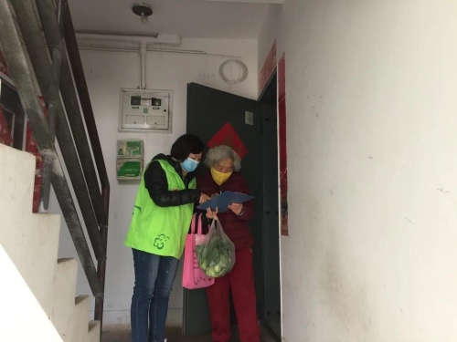 不同的年代 共同的选择 他们是战疫志愿者 中国科学网www.minimouse.com.cn