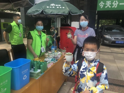 “有害换有爱”！五华区开展有害垃圾兑换活动 中国科学网www.minimouse.com.cn