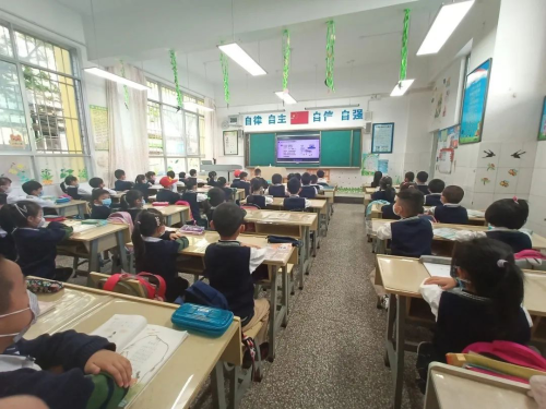 五华区小学低年级段学生顺利返校 中国科学网www.minimouse.com.cn