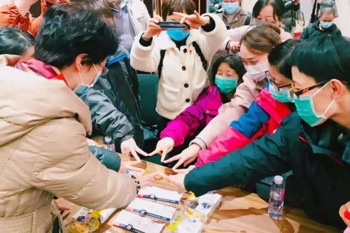 五华区抗击疫情“昆明好人”事迹巡展（三）黄艳萍——疫情面前显担当 中国科学网www.minimouse.com.cn