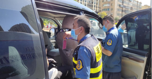 丰宁街道办事处开展黑车非法营运综合整治工作 中国科学网www.minimouse.com.cn 丰宁街道办事处开展黑车非法营运综合整治工作 中国科学网www.minimouse.com.cn